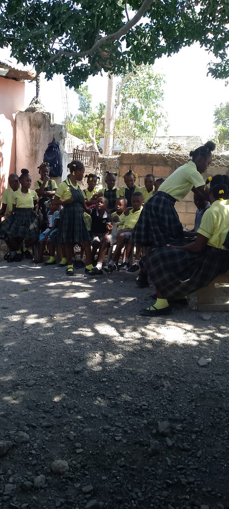 Institution mixte Vigotsky de Gros-Morne, Haïti community photo